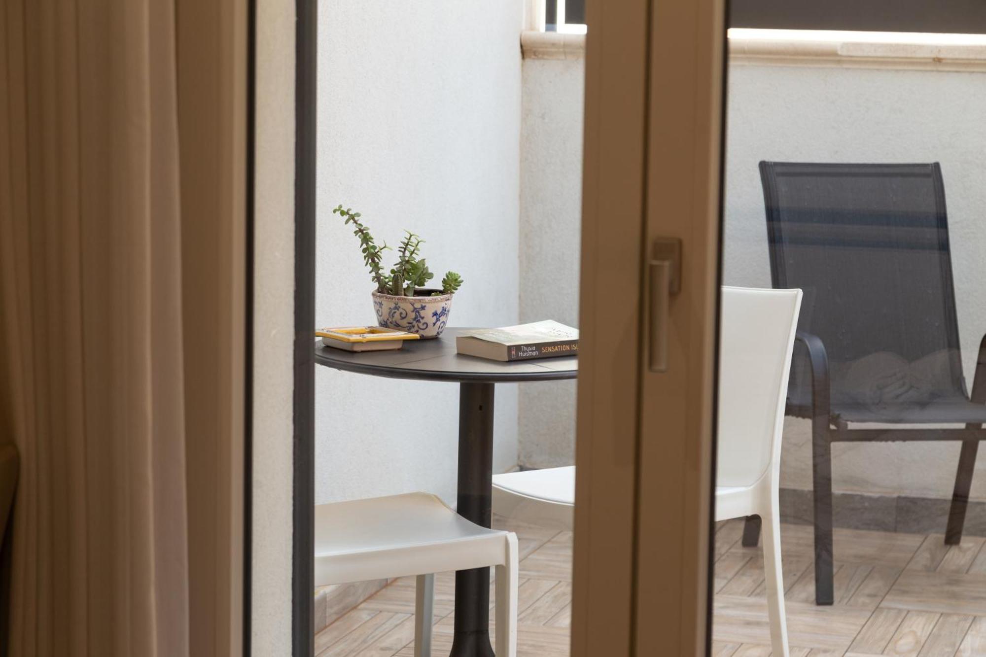 Oneira Rooms Agrigento Bagian luar foto