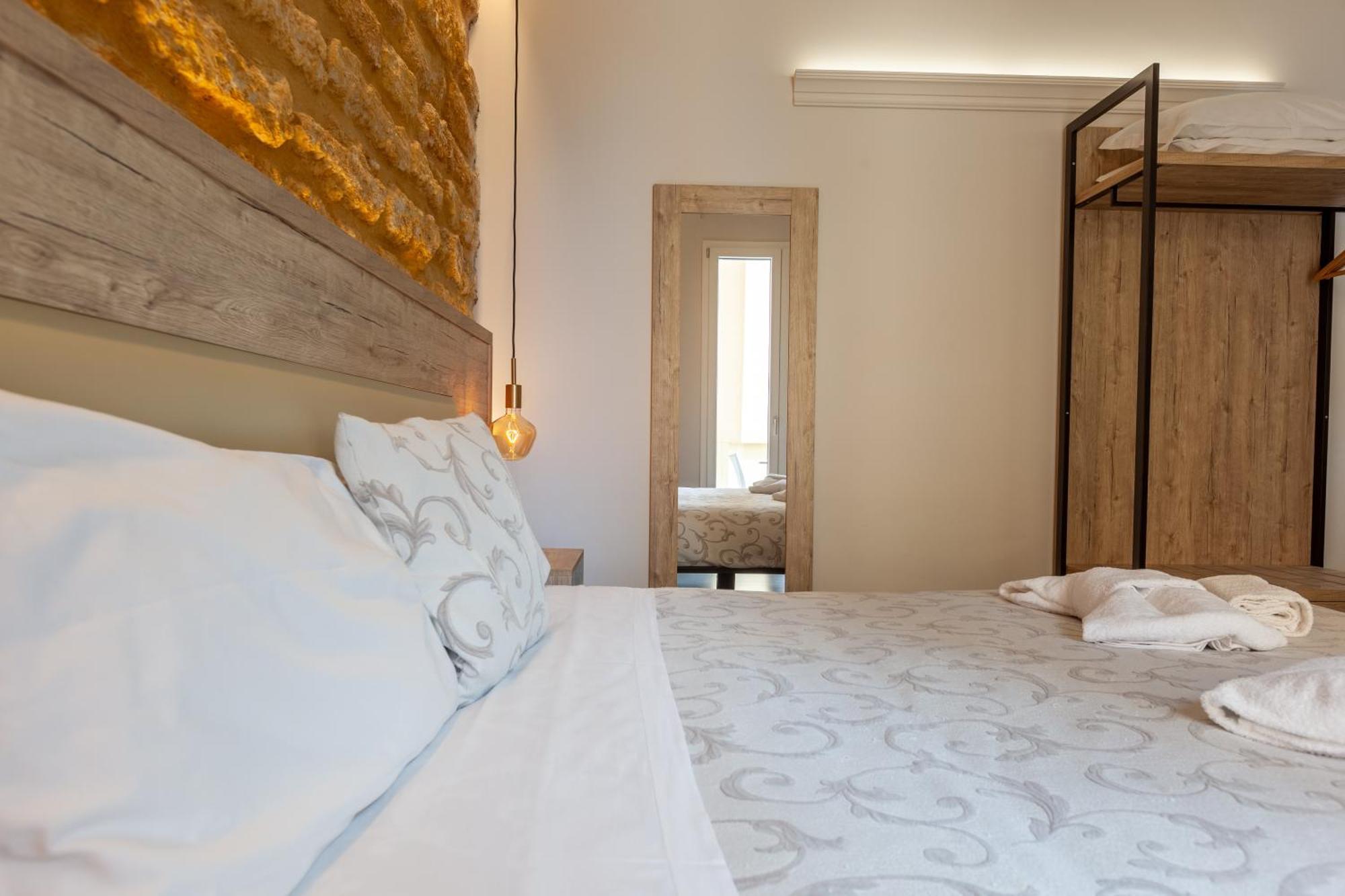 Oneira Rooms Agrigento Bagian luar foto