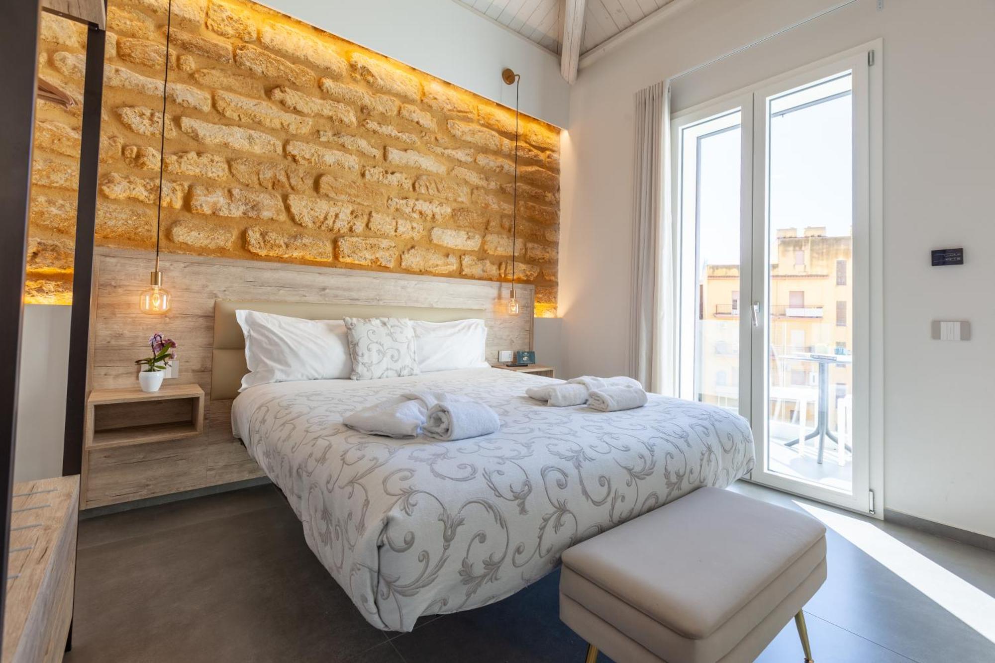 Oneira Rooms Agrigento Bagian luar foto