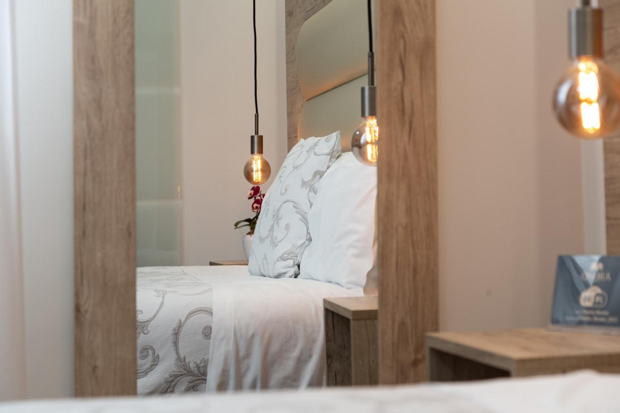 Oneira Rooms Agrigento Bagian luar foto